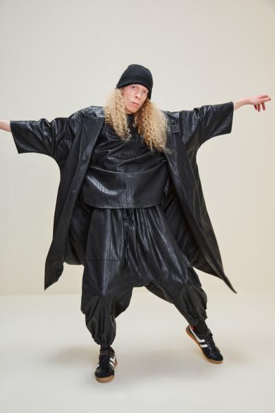 A. PottsA. Potts 26FW 014